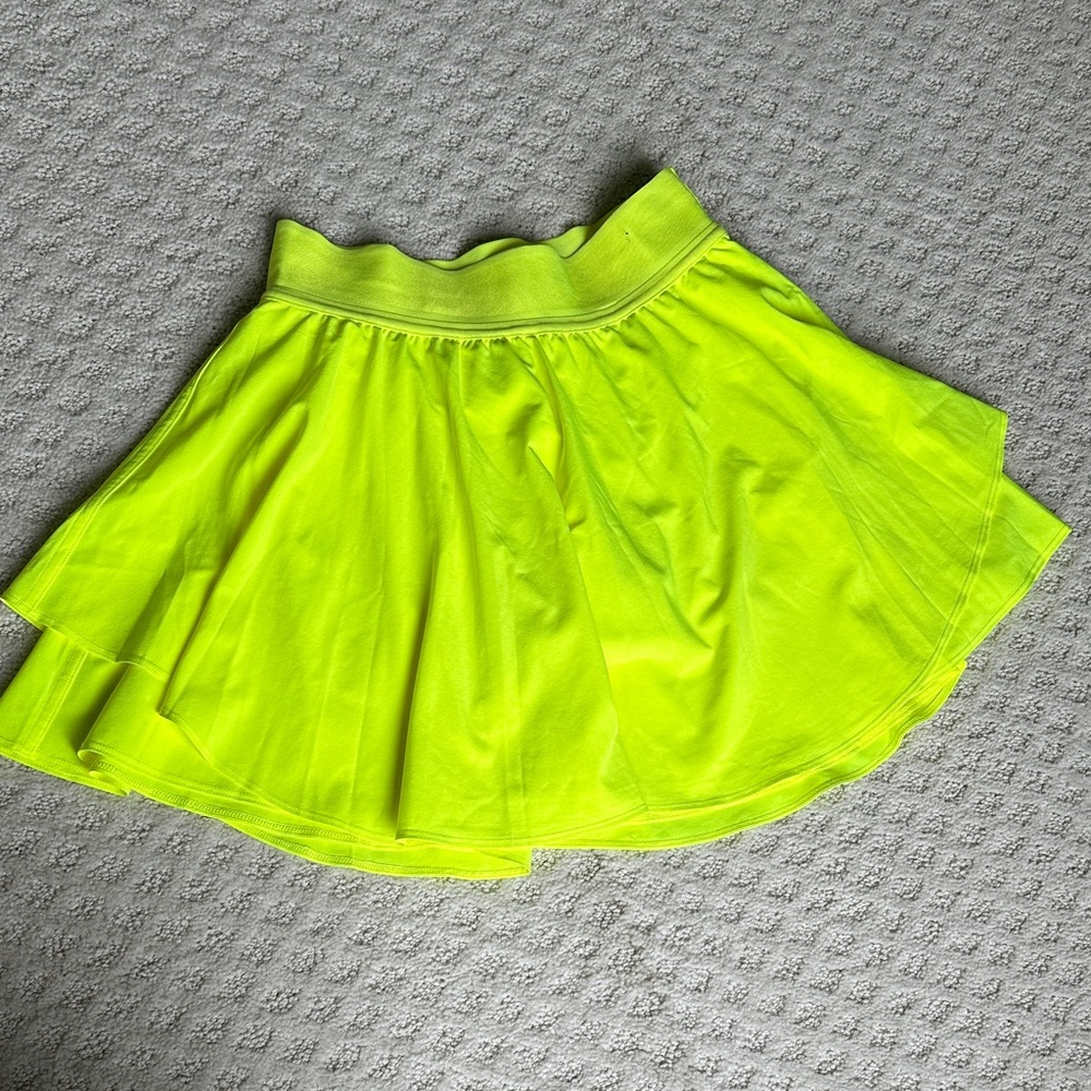 Lululemon Athletica Neon Yellow Court Rival Skirt Skort 4 long